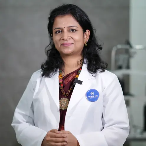 Dr Divya Nair, Vitreo-Retinal surgeon from Abate Eye hospital Kerala